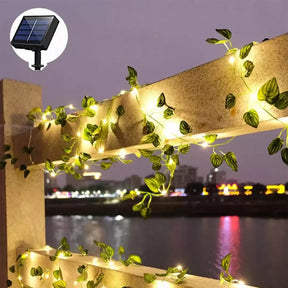 Iluminação Decorativa LED para Jardim com Energia Solar Bigstock